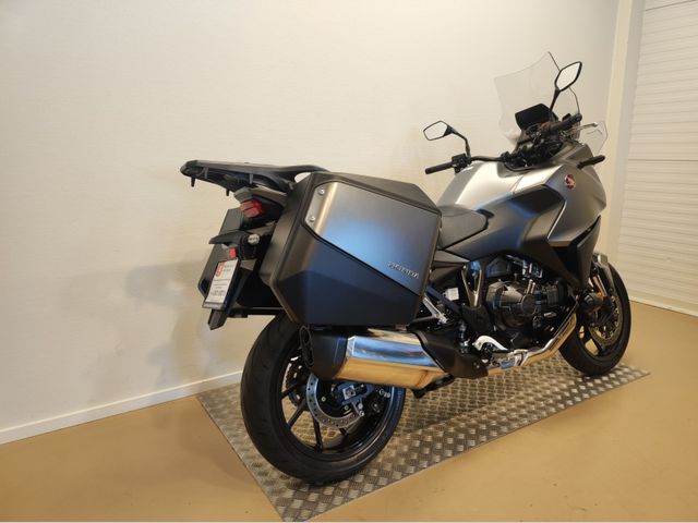 honda - nt-1100-dct