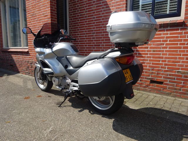 honda - nt-650-v-deauville