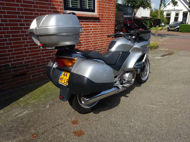 honda - nt-650-v-deauville