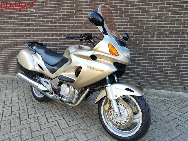 honda - nt-650-v-deauville