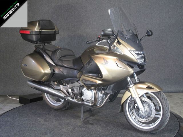 honda - nt-700-v-deauville