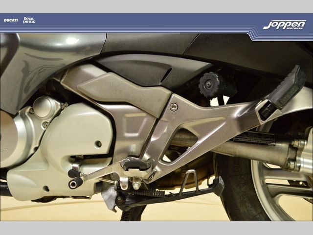 honda - nt-700-v-deauville