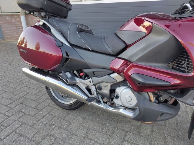 honda - nt-700-v-deauville-abs