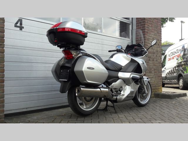 honda - nt-700-v-deauville-c-abs