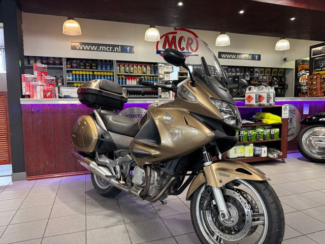 honda - nt-700-v-deauville-c-abs