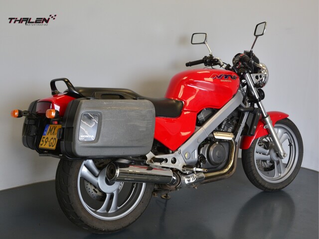 honda - ntv-650-revere