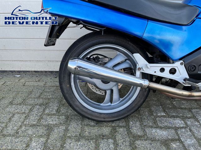 honda - ntv-650-revere