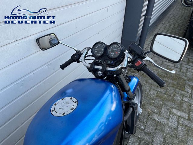 honda - ntv-650-revere