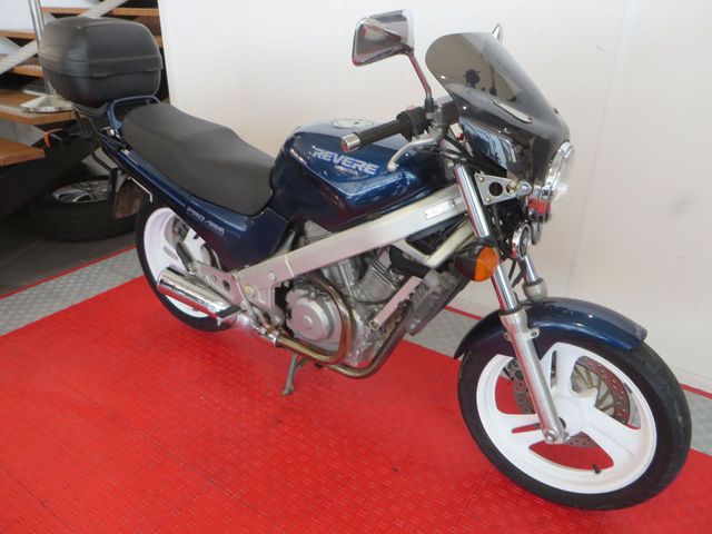 honda - ntv-650-revere