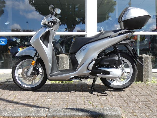 honda - sh-150i-c-abs