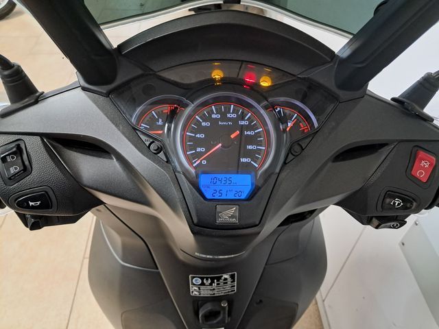 honda - sh-300i---abs