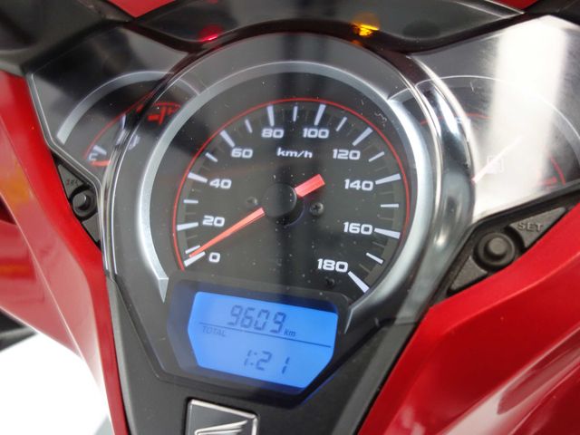 honda - sh-300i---abs
