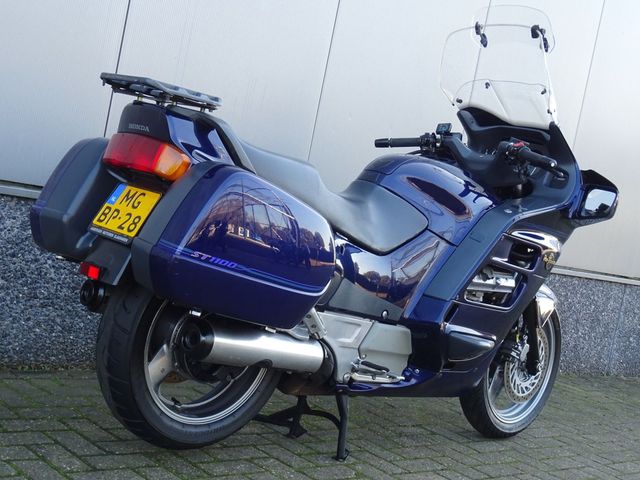 honda - st-1100-pan-european