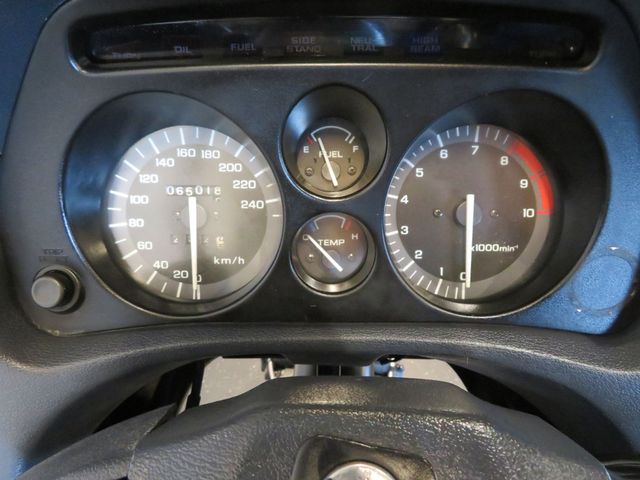 honda - st-1100-pan-european
