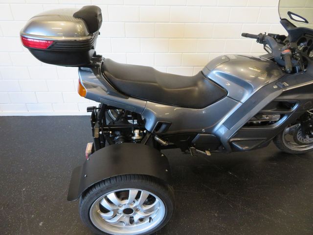 honda - st-1100-pan-european