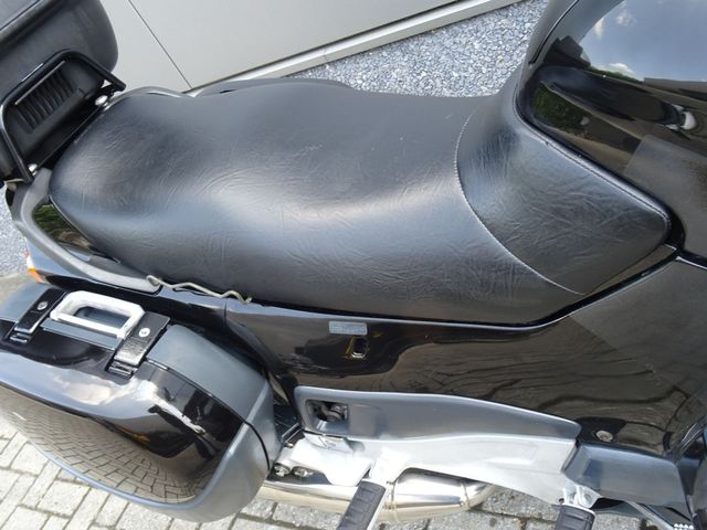 honda - st-1100-pan-european