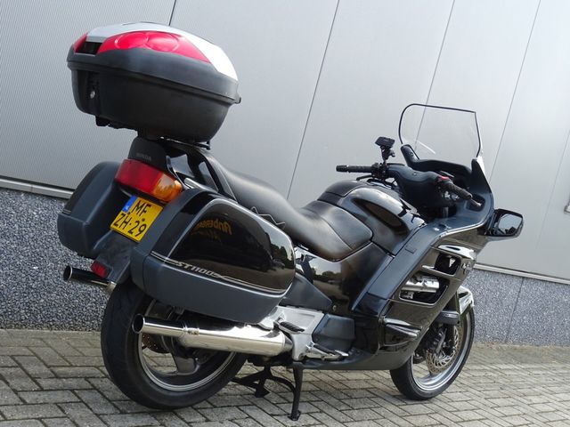 honda - st-1100-pan-european