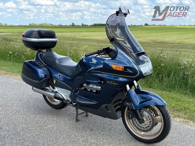 honda - st-1100-pan-european