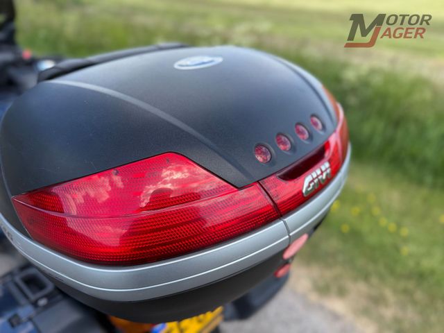 honda - st-1100-pan-european