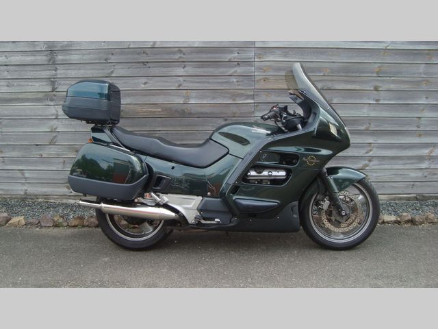 honda - st-1100-pan-european