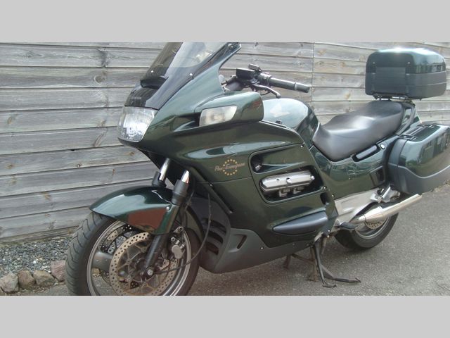 honda - st-1100-pan-european
