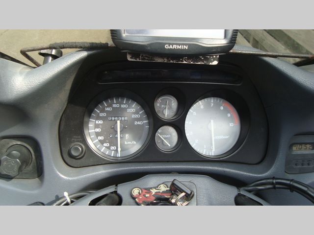 honda - st-1100-pan-european