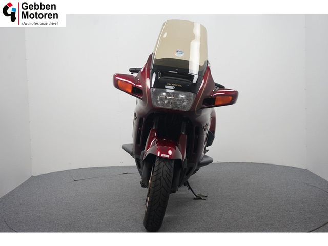 honda - st-1100-pan-european-abs-tcs