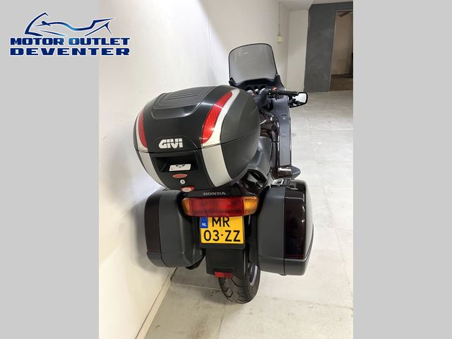 honda - st-1100-pan-european-abs-tcs