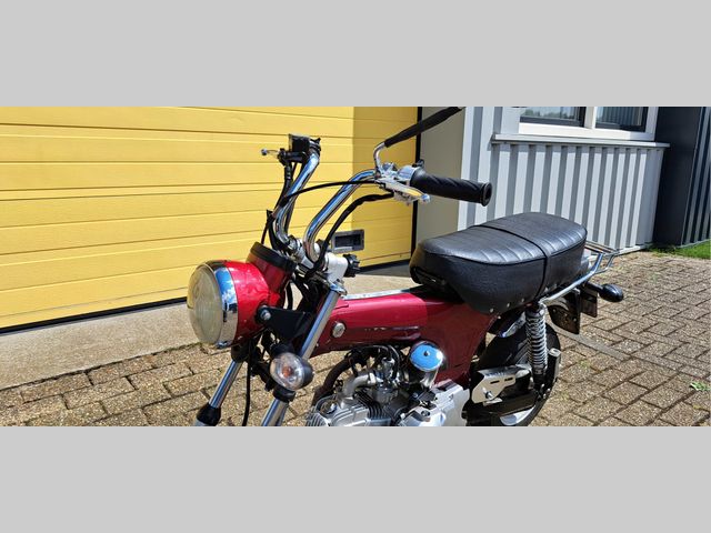 honda - st-125-dax