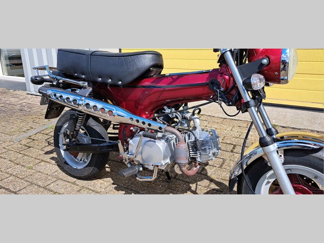 honda - st-125-dax