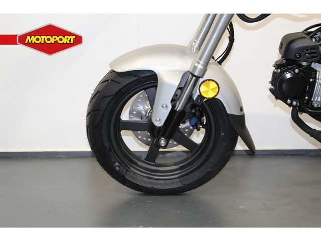 honda - st-125-dax