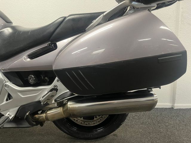 honda - st-1300-pan-european