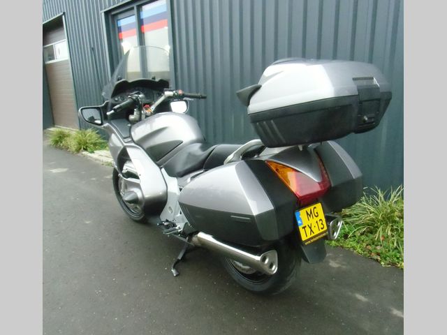 honda - st-1300-pan-european