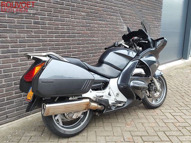 honda - st-1300-pan-european