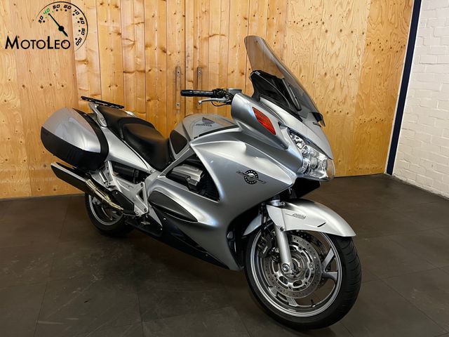 honda - st-1300-pan-european