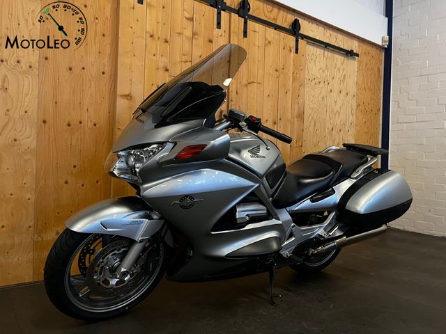 honda - st-1300-pan-european