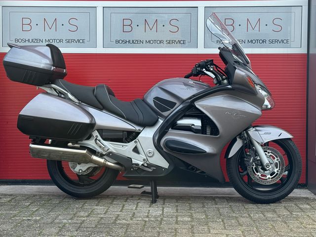 honda - st-1300-pan-european