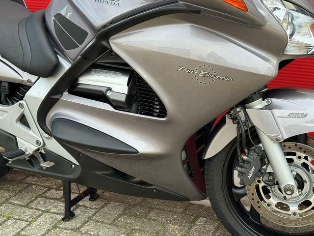 honda - st-1300-pan-european