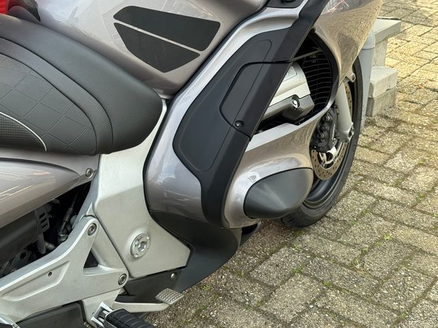 honda - st-1300-pan-european