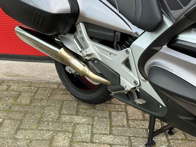 honda - st-1300-pan-european