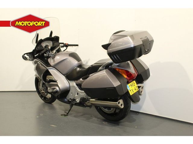 honda - st-1300-pan-european