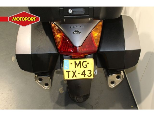 honda - st-1300-pan-european