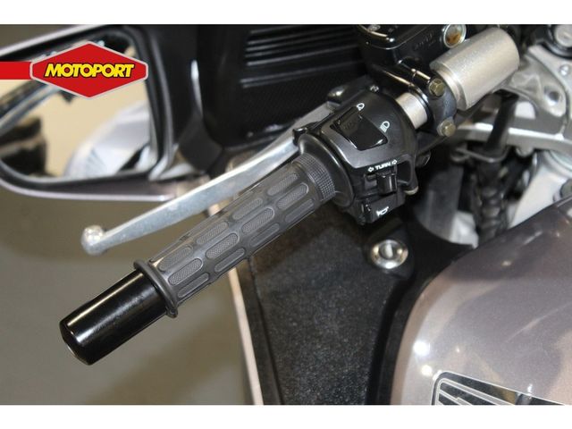 honda - st-1300-pan-european