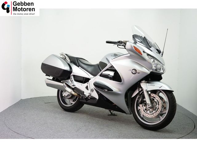 honda - st-1300-pan-european