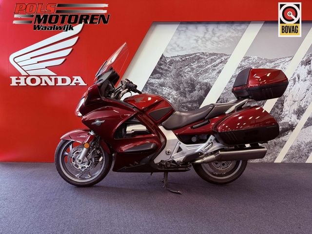 honda - st-1300-pan-european