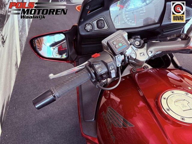 honda - st-1300-pan-european