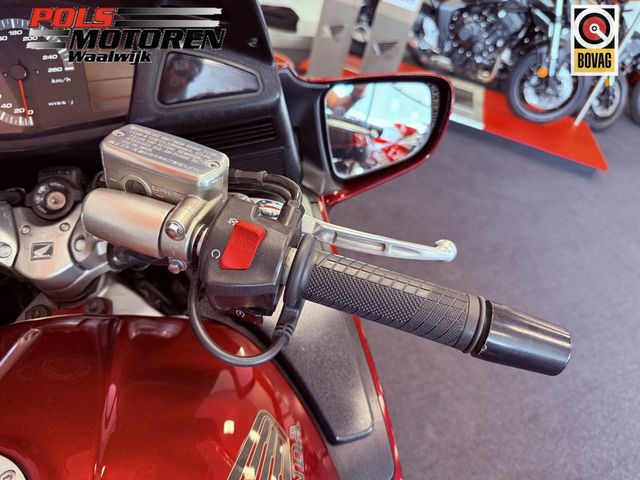 honda - st-1300-pan-european