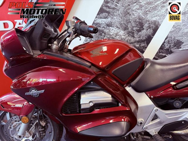 honda - st-1300-pan-european