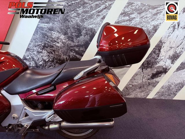 honda - st-1300-pan-european
