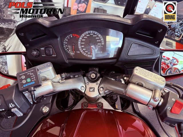 honda - st-1300-pan-european